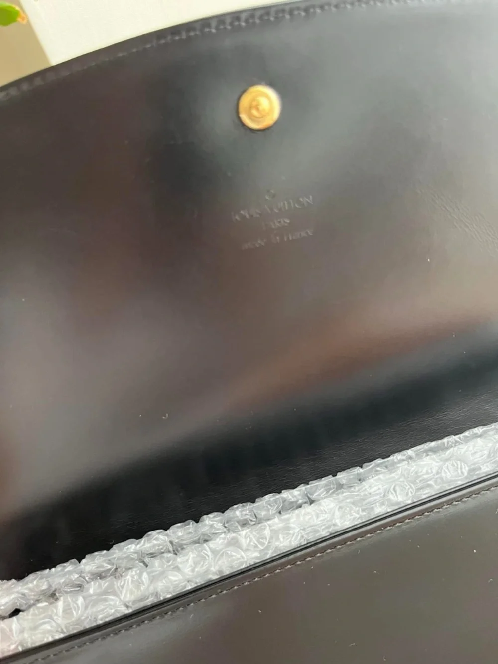 Louis Vuitton Opera Egee Pochette - Picture 8 of 12